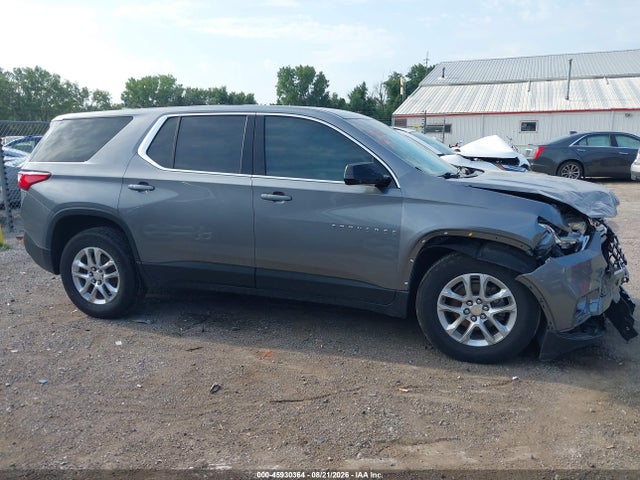 Chevrolet Traverse Ls 2018 1GNERFKW2JJ192928 Image 14