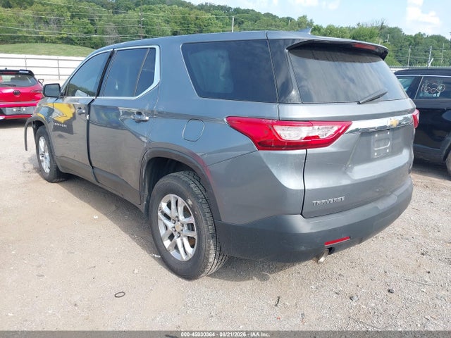 Chevrolet Traverse Ls 2018 1GNERFKW2JJ192928 Image 3