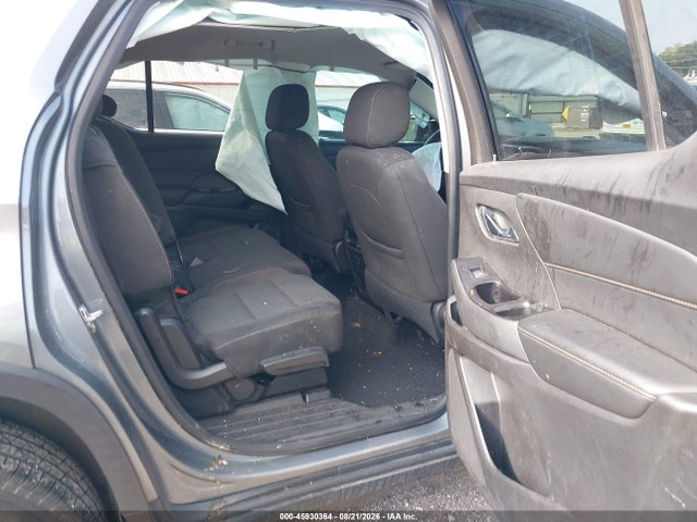Chevrolet Traverse Ls 2018 1GNERFKW2JJ192928 Image 8