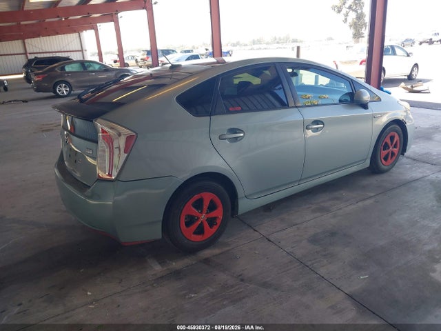 45930372 :رقم المزاد ، JTDKN3DU3D5666660 vin ، 2013 Toyota Prius Three مزاد بيع