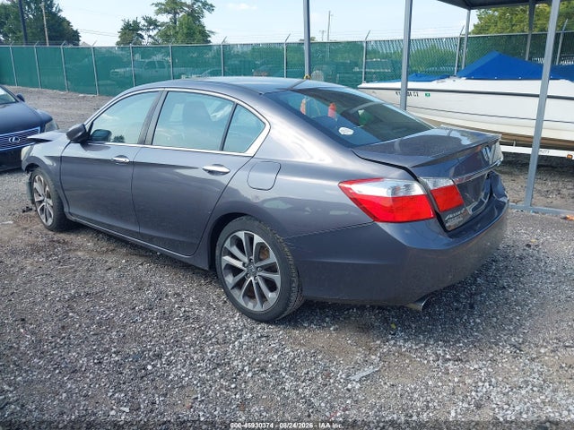 2015 Honda Accord Sport მანქანა იყიდება აუქციონზე, vin: 1HGCR2F56FA106636, აუქციონის ნომერი: 45930374