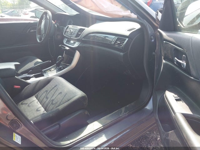 2015 Honda Accord Sport მანქანა იყიდება აუქციონზე, vin: 1HGCR2F56FA106636, აუქციონის ნომერი: 45930374