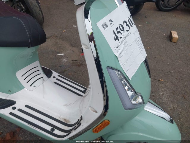 Продажа на аукционе авто 2024 Scooter 50cc, vin: LZRJJTKFXR1000082, номер лота: 45930377