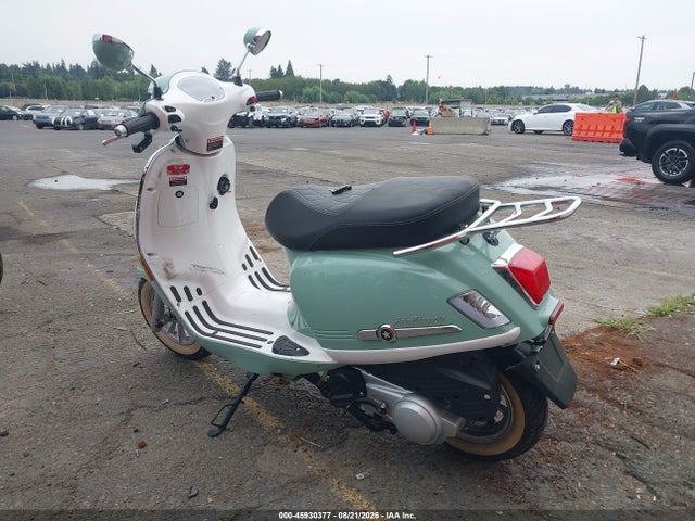 Продажа на аукционе авто 2024 Scooter 50cc, vin: LZRJJTKFXR1000082, номер лота: 45930377