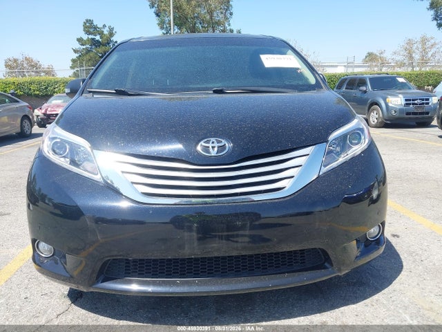 5TDYK3DC7FS671691 Toyota Sienna Limited 7 Passenger