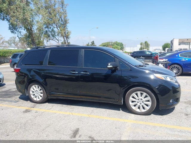 5TDYK3DC7FS671691 Toyota Sienna Limited 7 Passenger
