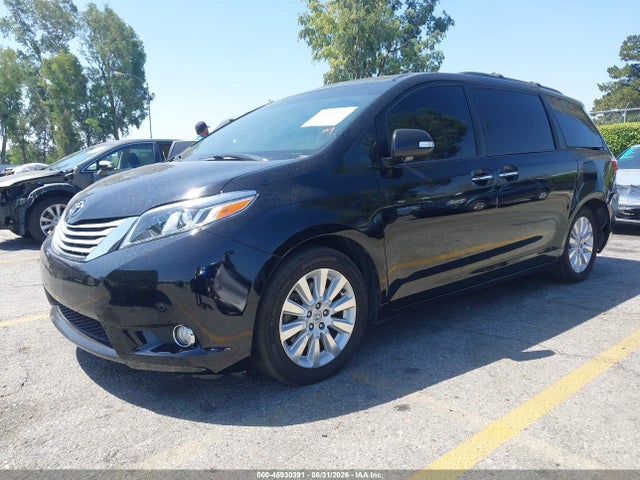 5TDYK3DC7FS671691 Toyota Sienna Limited 7 Passenger