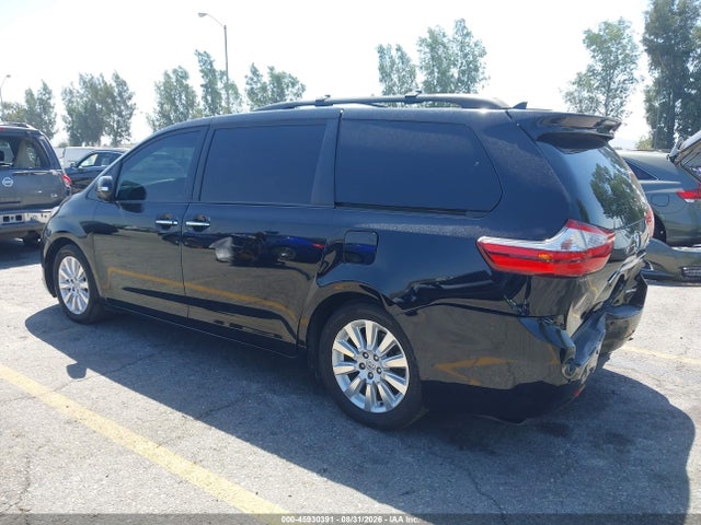 5TDYK3DC7FS671691 Toyota Sienna Limited 7 Passenger