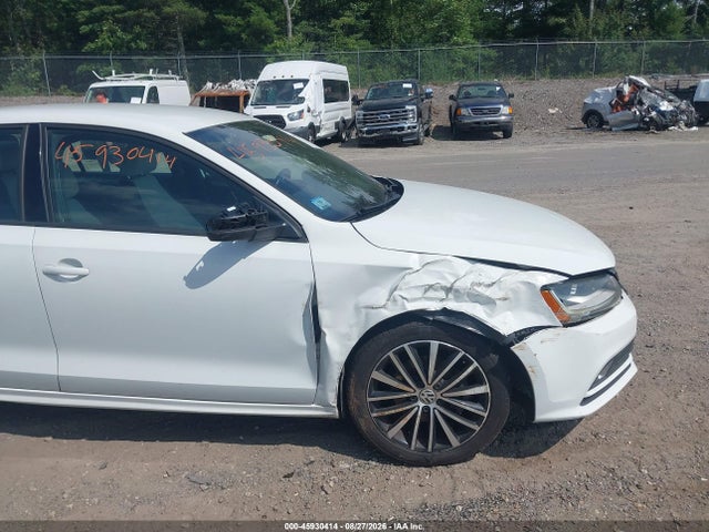 3VWD17AJ0HM304448 Volkswagen Jetta 1.8t Sport