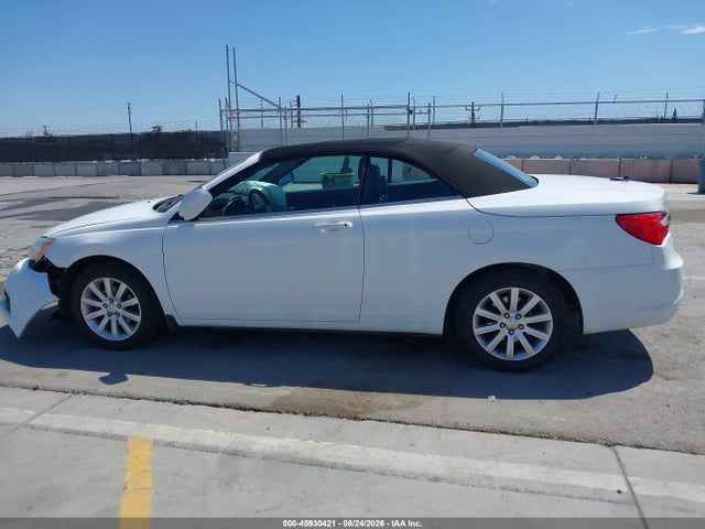45930421 :رقم المزاد ، 1C3BCBEB0DN592325 vin ، 2013 Chrysler 200 Touring مزاد بيع