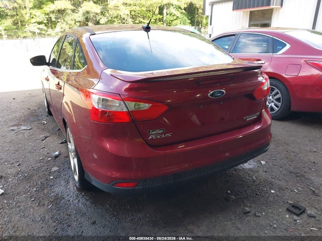 2014 Ford Focus Titanium მანქანა იყიდება აუქციონზე, vin: 1FADP3J21EL173293, აუქციონის ნომერი: 45930430