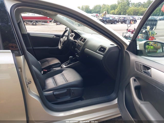 Продаж на аукціоні авто 2013 Volkswagen Jetta 2.5l Se, vin: 3VWDP7AJ4DM210131, номер лоту: 45930457