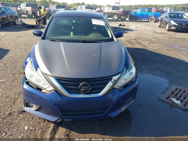 45930497 :رقم المزاد ، 1N4AL3AP1HC136453 vin ، 2017 Nissan Altima 2.5 Sr مزاد بيع