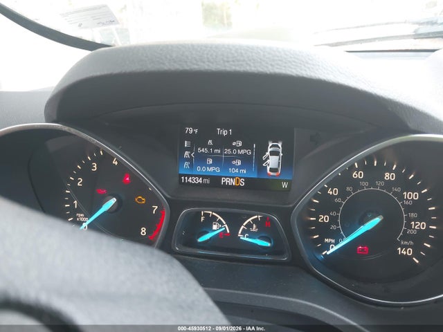 45930512 :رقم المزاد ، 1FMCU0GD8HUE87104 vin ، 2017 Ford Escape Se مزاد بيع