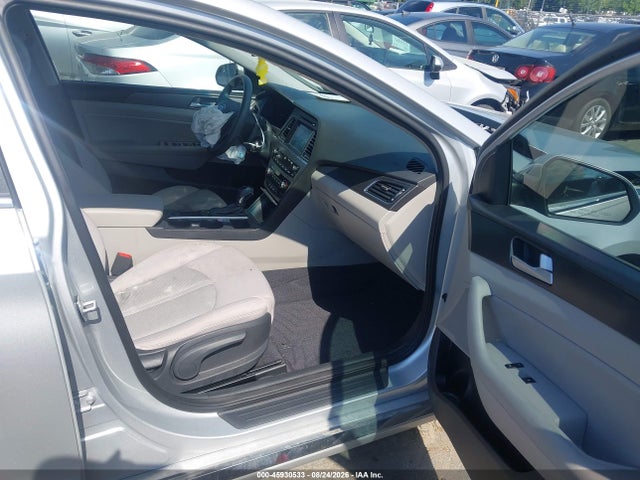 2016 Hyundai Sonata Sport მანქანა იყიდება აუქციონზე, vin: 5NPE34AF8GH327959, აუქციონის ნომერი: 45930533