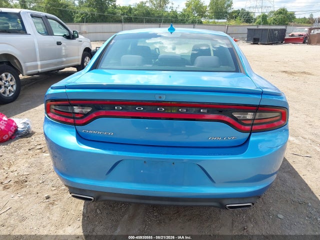 45930585 :رقم المزاد ، 2C3CDXHG8FH902965 vin ، 2015 Dodge Charger Sxt مزاد بيع