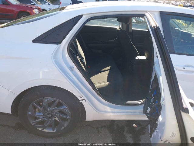 Продажа на аукционе авто 2024 Hyundai Elantra Sel, vin: KMHLM4DG0RU759488, номер лота: 45930601