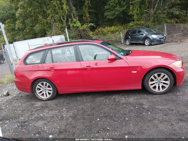 2007 Bmw 328xi მანქანა იყიდება აუქციონზე, vin: WBAVT73537FZ35272, აუქციონის ნომერი: 45930613