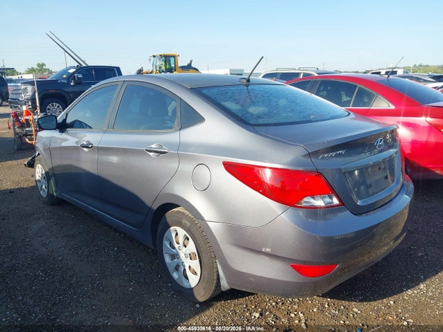 2015 Hyundai Accent Gls მანქანა იყიდება აუქციონზე, vin: KMHCT4AE3FU806739, აუქციონის ნომერი: 45930616
