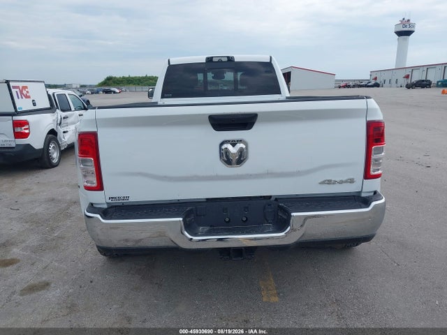 45930690 :رقم المزاد ، 3C63RRHL9NG152455 vin ، 2022 Ram 3500 Big Horn  4x4 8' Box مزاد بيع