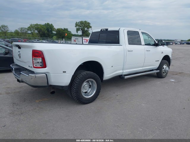 45930690 :رقم المزاد ، 3C63RRHL9NG152455 vin ، 2022 Ram 3500 Big Horn  4x4 8' Box مزاد بيع
