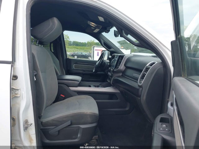 45930690 :رقم المزاد ، 3C63RRHL9NG152455 vin ، 2022 Ram 3500 Big Horn  4x4 8' Box مزاد بيع