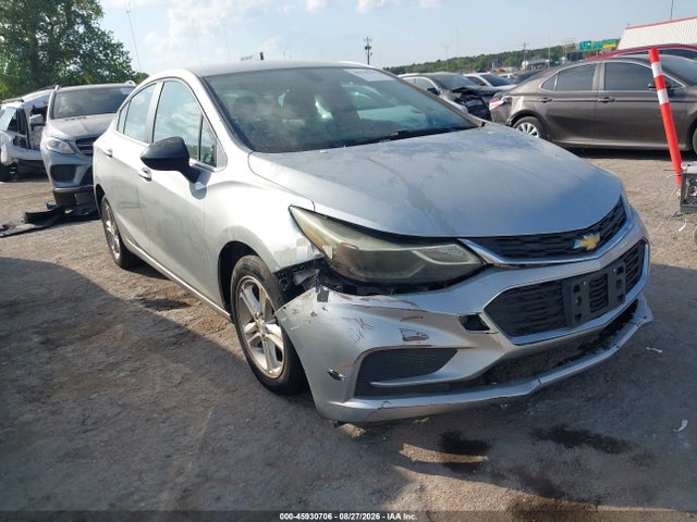 45930706 :رقم المزاد ، 1G1BE5SM6J7154480 vin ، 2018 Chevrolet Cruze Lt Auto مزاد بيع