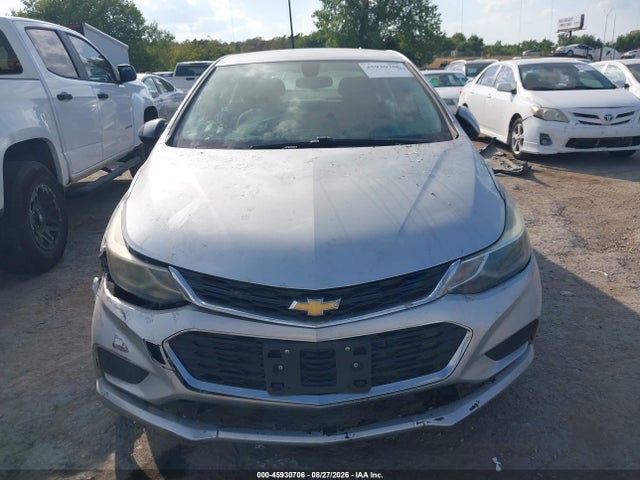 45930706 :رقم المزاد ، 1G1BE5SM6J7154480 vin ، 2018 Chevrolet Cruze Lt Auto مزاد بيع
