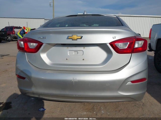 45930706 :رقم المزاد ، 1G1BE5SM6J7154480 vin ، 2018 Chevrolet Cruze Lt Auto مزاد بيع