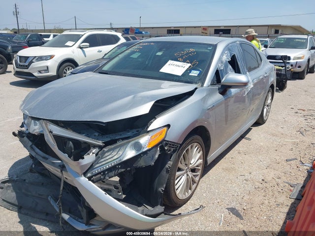Продажа на аукционе авто 2020 Toyota Camry Xle Hybrid, vin: 4T1F31AK3LU522511, номер лота: 45930694