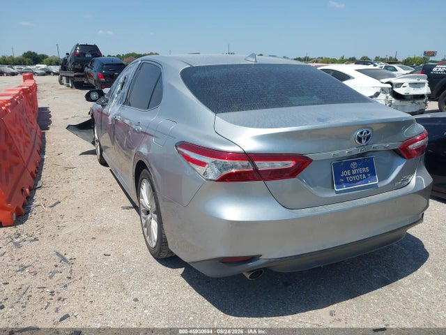 Продажа на аукционе авто 2020 Toyota Camry Xle Hybrid, vin: 4T1F31AK3LU522511, номер лота: 45930694