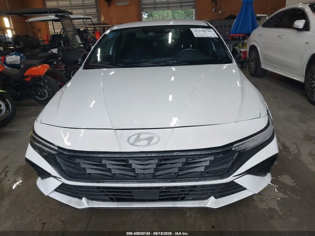 2025 Hyundai Elantra Sel Sport მანქანა იყიდება აუქციონზე, vin: KMHLM4DG9SU932432, აუქციონის ნომერი: 45930740