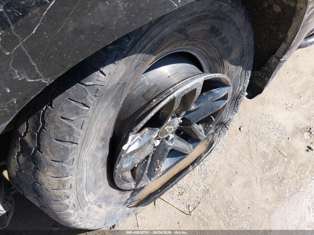 45930781 :رقم المزاد ، 3GCUYDED1LG418953 vin ، 2020 Chevrolet Silverado 1500 4wd  Short Bed Lt مزاد بيع