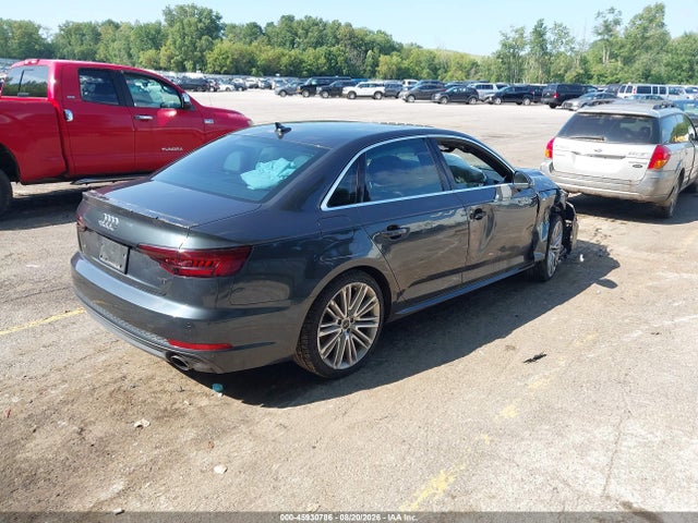 2017 Audi A4 Prestige მანქანა იყიდება აუქციონზე, vin: WAUFNAF44HN071614, აუქციონის ნომერი: 45930786