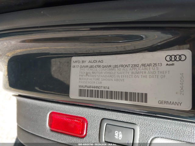 2017 Audi A4 Prestige მანქანა იყიდება აუქციონზე, vin: WAUFNAF44HN071614, აუქციონის ნომერი: 45930786