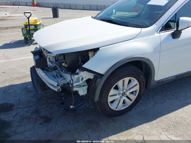 Subaru Outback 2.5i Premium 2019 4S4BSAHC5K3319544 Image 18