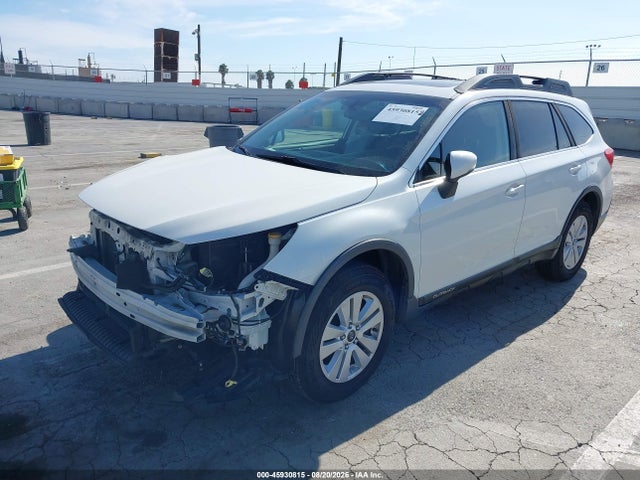 Subaru Outback 2.5i Premium 2019 4S4BSAHC5K3319544 Image 2