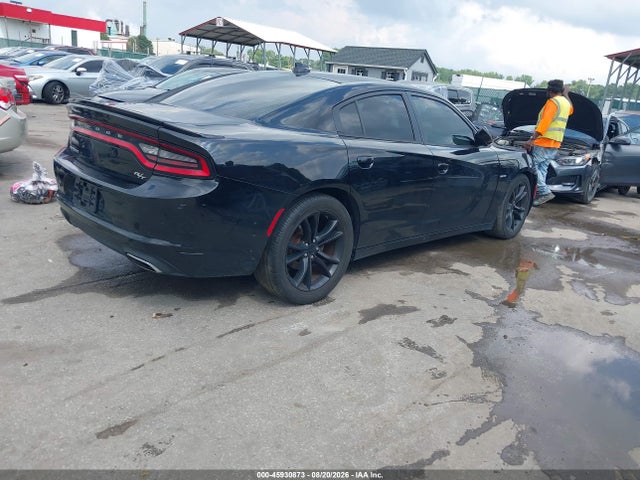 45930873 :رقم المزاد ، 2C3CDXCTXFH907220 vin ، 2015 Dodge Charger R/t مزاد بيع