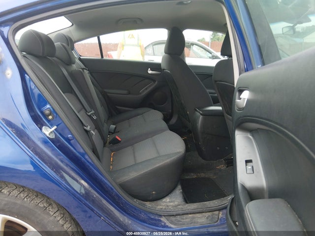 45930927 :رقم المزاد ، 3KPFL4A75HE071539 vin ، 2017 Kia Forte Lx مزاد بيع