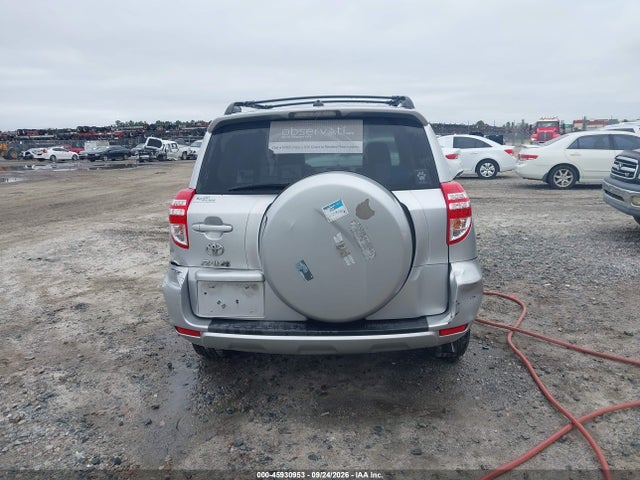 45930953 :رقم المزاد ، 2T3ZF4DV2BW087692 vin ، 2011 Toyota Rav4 مزاد بيع