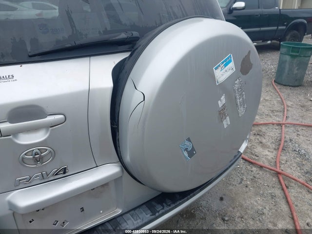 45930953 :رقم المزاد ، 2T3ZF4DV2BW087692 vin ، 2011 Toyota Rav4 مزاد بيع
