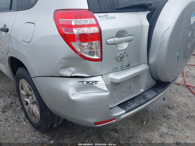 45930953 :رقم المزاد ، 2T3ZF4DV2BW087692 vin ، 2011 Toyota Rav4 مزاد بيع