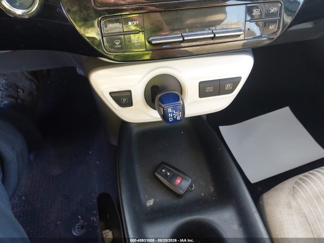 Toyota Prius Two Eco 2016 JTDKARFU7G3507751 Image 11