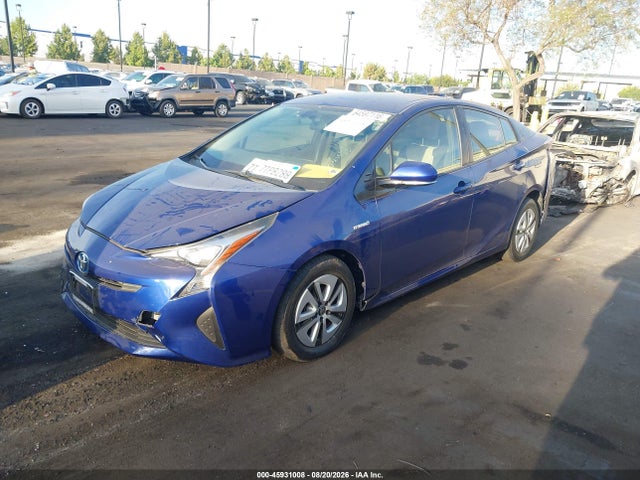 Toyota Prius Two Eco 2016 JTDKARFU7G3507751 Image 2