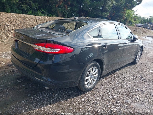 Продажа на аукционе авто 2018 Ford Fusion S, vin: 3FA6P0G77JR195112, номер лота: 45931065