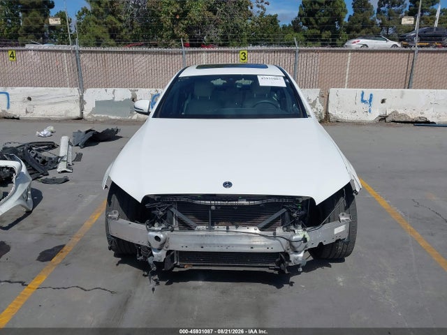 WDDZF6GB0JA448479 Mercedes-Benz E 400 4matic