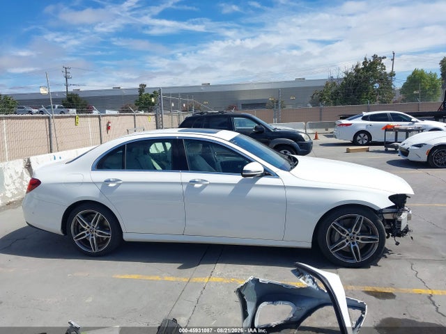 WDDZF6GB0JA448479 Mercedes-Benz E 400 4matic