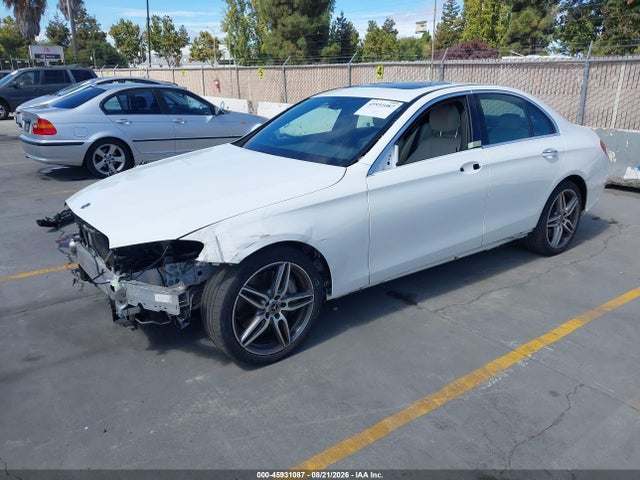 WDDZF6GB0JA448479 Mercedes-Benz E 400 4matic