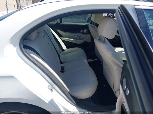 WDDZF6GB0JA448479 Mercedes-Benz E 400 4matic