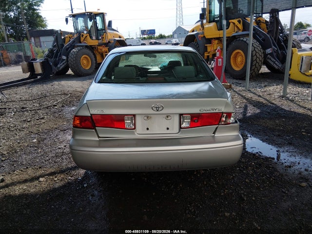 Продаж на аукціоні авто 2001 Toyota Camry Le, vin: 4T1BG22K71U090574, номер лоту: 45931109